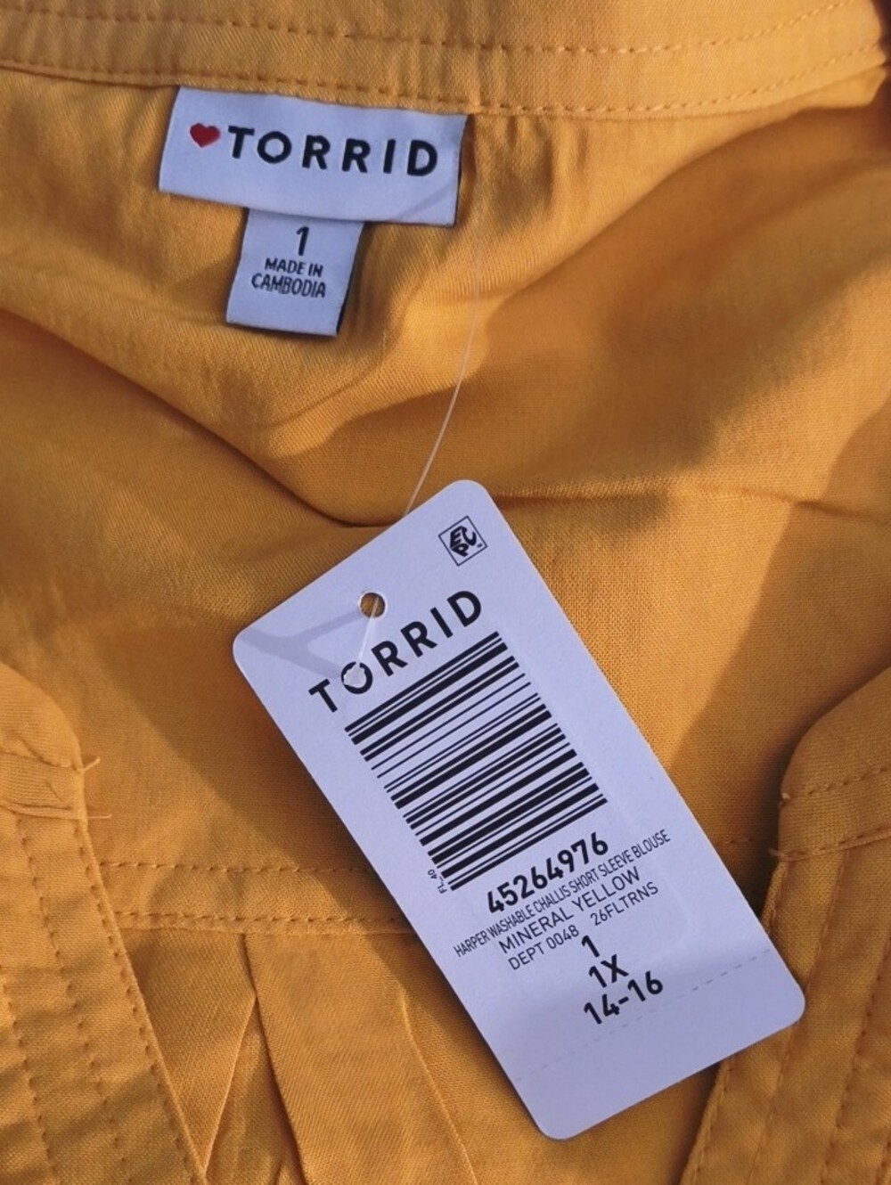 *Host pick* Torrid Sunny Yellow V-Neck Button Front Blouse - Picture 2 of 2